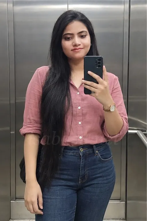 Reena, 24, call girl in South Mumbai