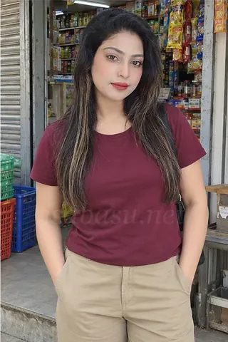 Manisha, 26, call girl in Bandra, Mumbai
