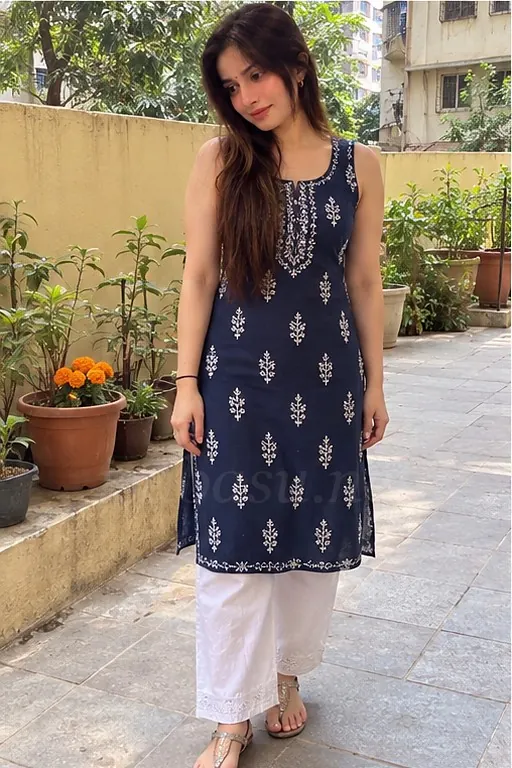 Sara, 23, call girl in Chembur, Mumbai